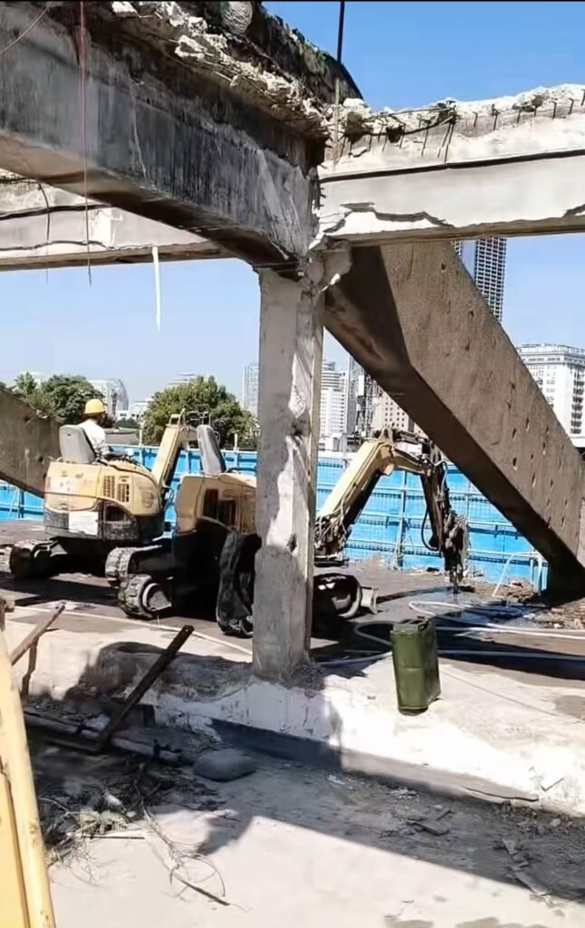 Mini Excavator Uses